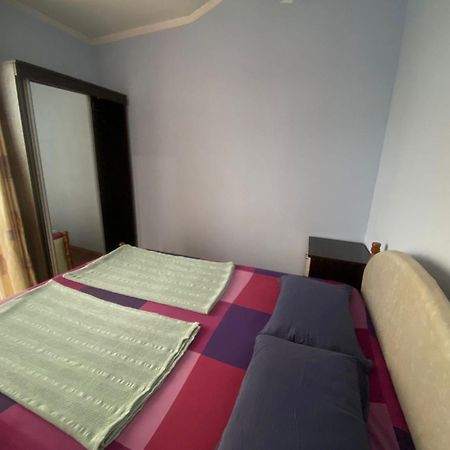 Apartment On Luka Asatiani 2 Batoemi Buitenkant foto