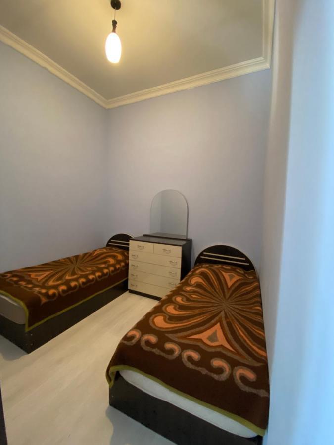 Apartment On Luka Asatiani 2 Batoemi Buitenkant foto